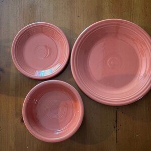 FIESTAWARE CLASSIC RIM 3 PIECE PLACE SETTING - FLAMINGO